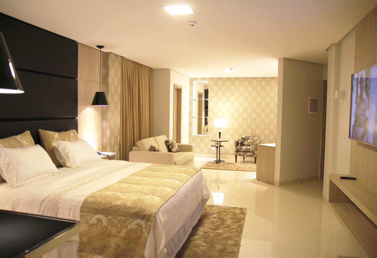 Solaris Hotel Formosa Luaran gambar