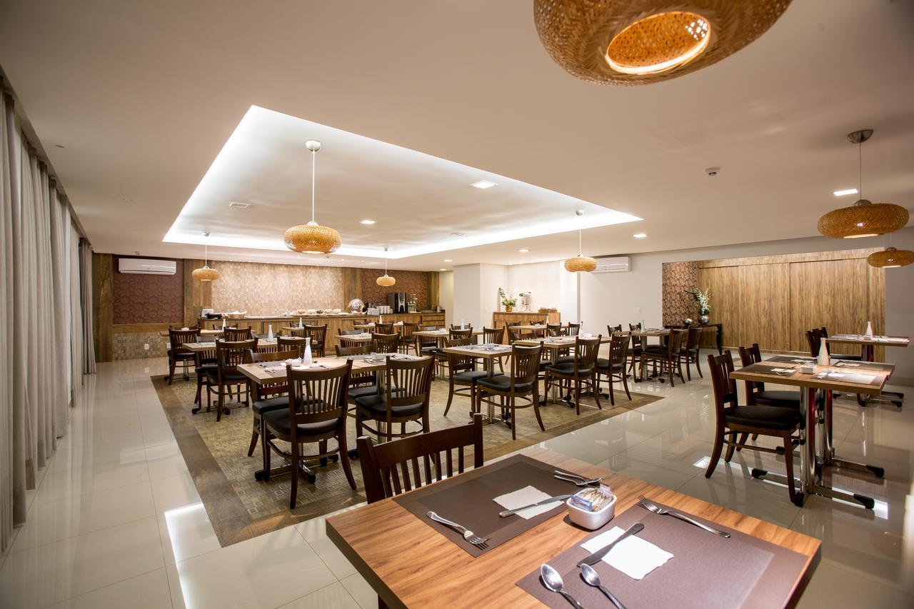 Solaris Hotel Formosa Luaran gambar